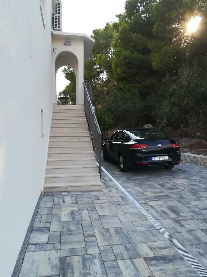 Apartamento Domenico - 50 M From The Sea Donji Seget Exterior foto