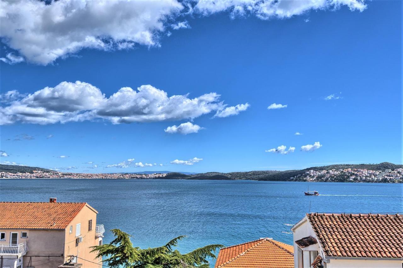 Apartamento Domenico - 50 M From The Sea Donji Seget Exterior foto