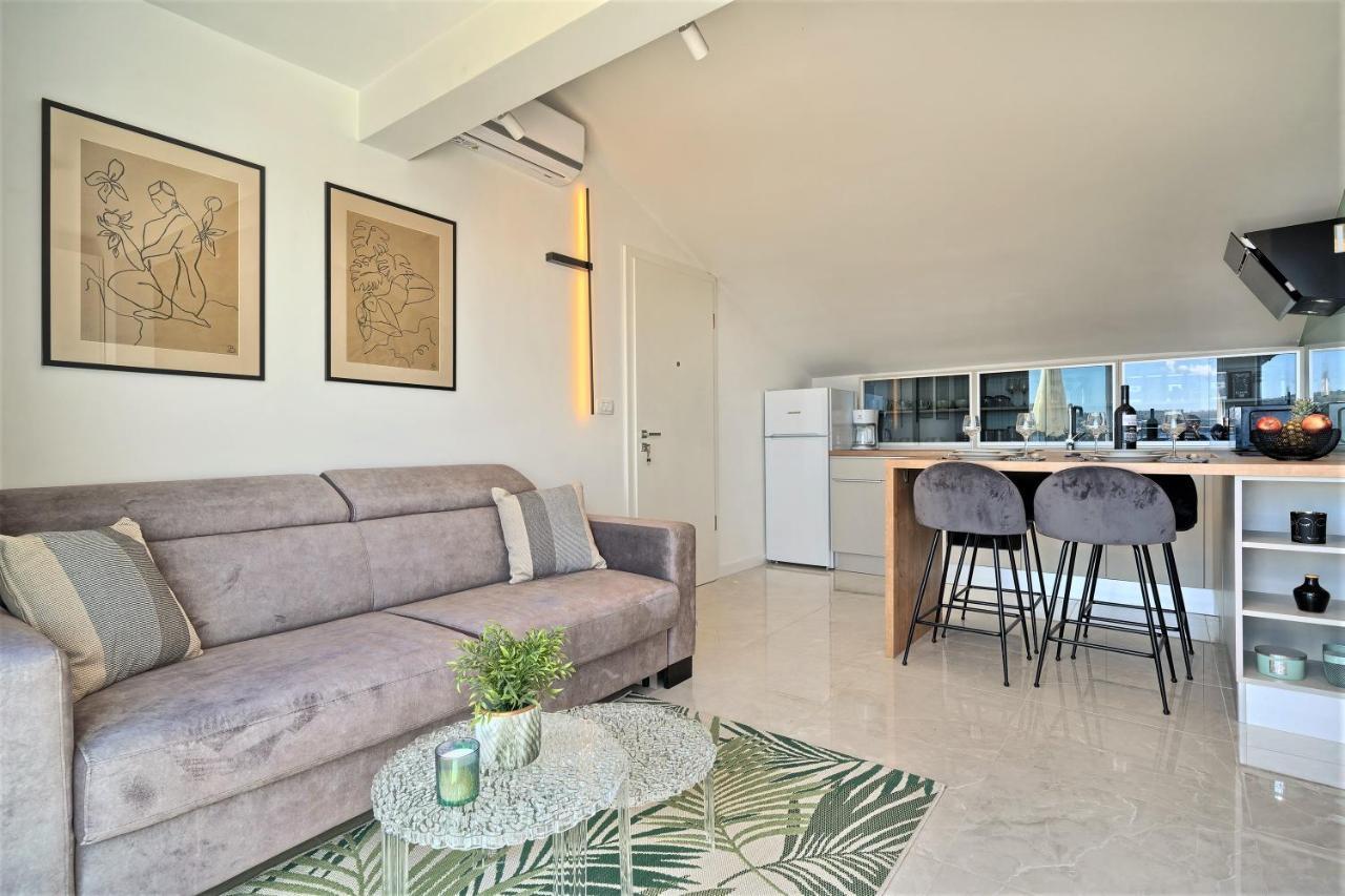 Apartamento Domenico - 50 M From The Sea Donji Seget Exterior foto