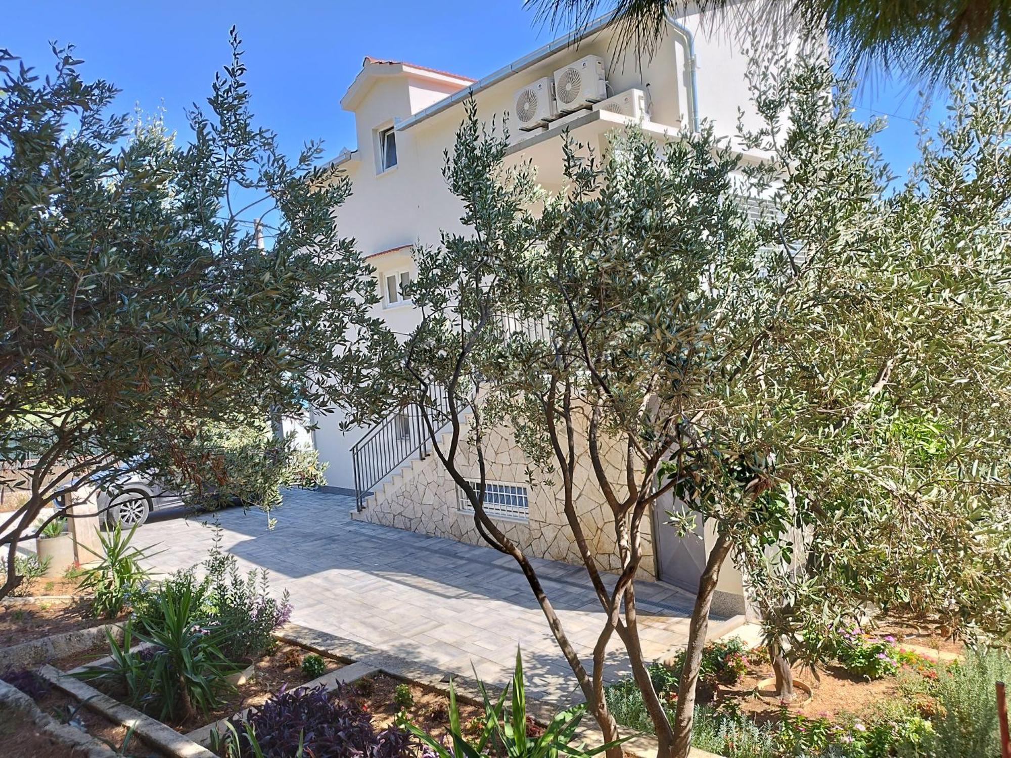 Apartamento Domenico - 50 M From The Sea Donji Seget Exterior foto