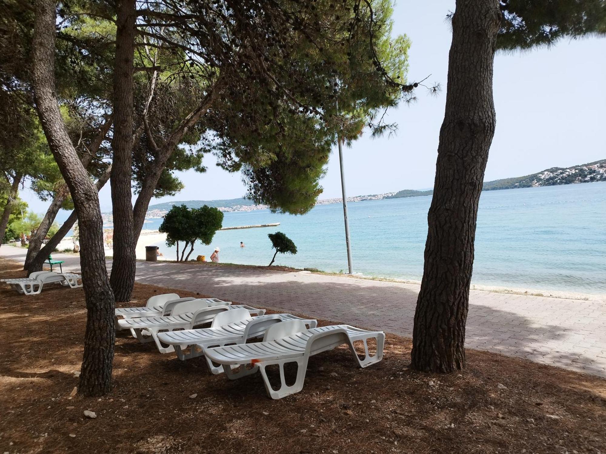 Apartamento Domenico - 50 M From The Sea Donji Seget Exterior foto