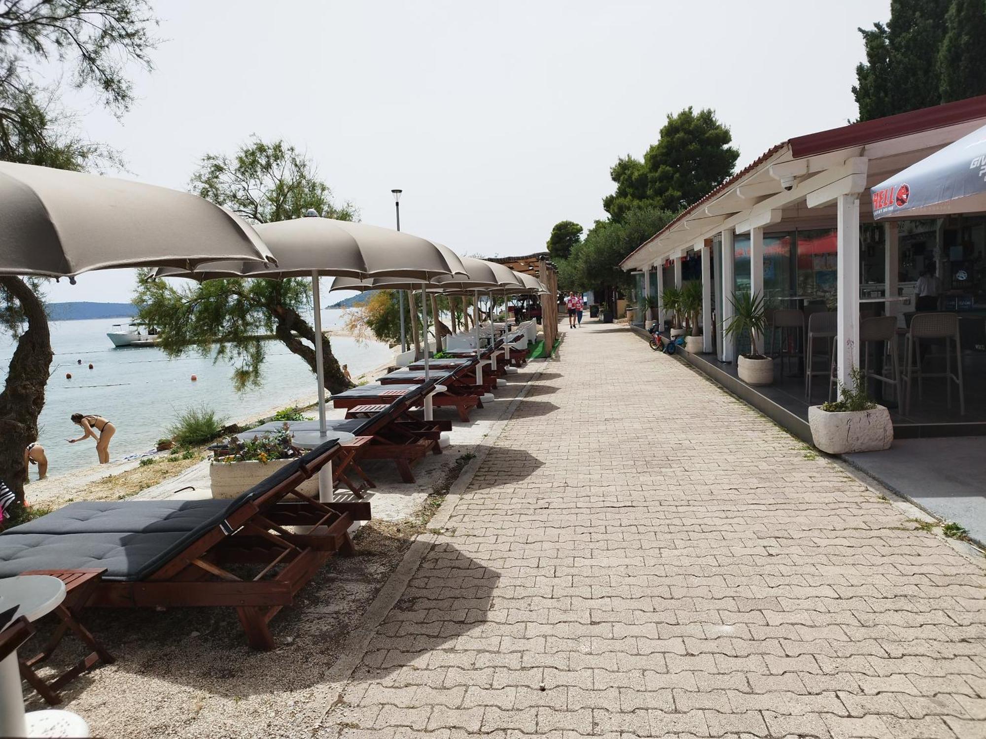 Apartamento Domenico - 50 M From The Sea Donji Seget Exterior foto